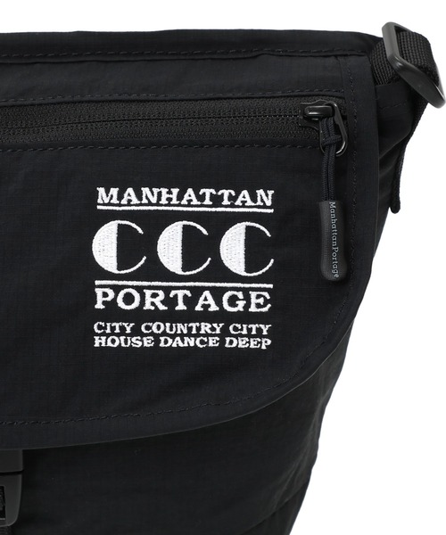 Manhattan Portage（マンハッタンポーテージ）の「NYLON MESSENGER BAG (XXS) FZP RIPSTOP TASLAN CCC（メッセンジャーバッグ・メンズ・ブラック・X-SMALL）」の9枚目の写真