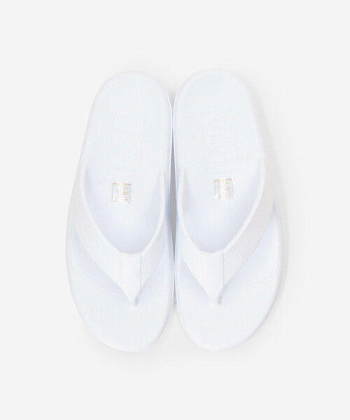 ISLAND SLIPPER(アイランドスリッパ)の「ISLAND SLIPPER | EVA サンダル WOMEN(サンダル・レディース・ホワイト/ブラック・5/6/7)」の14枚目の写真