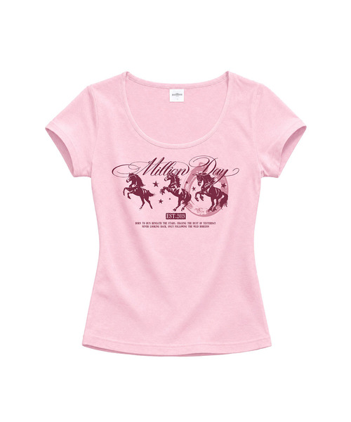 MILLION DAY（ミリオンデイ）の「ワイルドホライゾン Uネック スリムフィット 半袖Tシャツ（Tシャツ/カットソー・レディース・ライトピンク/イエロー/オレンジ/ホワイト/ブラック・SMALL/MEDIUM/LARGE）」の4枚目の写真