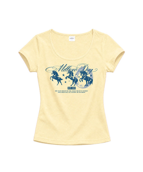 MILLION DAY（ミリオンデイ）の「ワイルドホライゾン Uネック スリムフィット 半袖Tシャツ（Tシャツ/カットソー・レディース・ライトピンク/イエロー/オレンジ/ホワイト/ブラック・SMALL/MEDIUM/LARGE）」の3枚目の写真