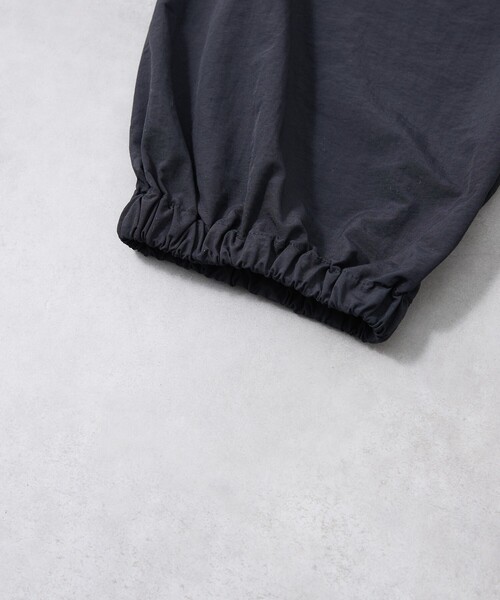 ABAHOUSE(アバハウス)の「【PROGRESS RUNNING CLUB (プログレスランニングクラブ) 】1998 Running Pants / トラックパンツ / ジャージ(その他パンツ・メンズ・ブラック・M/L/XL)」の4枚目の写真