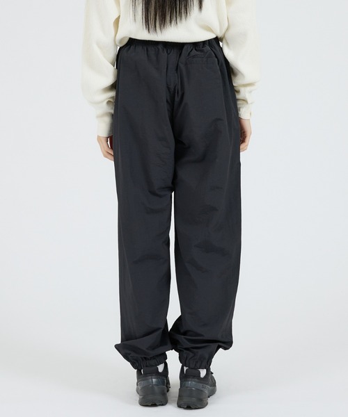 ABAHOUSE(アバハウス)の「【PROGRESS RUNNING CLUB (プログレスランニングクラブ) 】1998 Running Pants / トラックパンツ / ジャージ(その他パンツ・メンズ・ブラック・M/L/XL)」の17枚目の写真