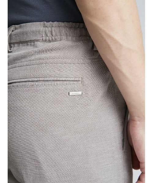 AOURE（アウール）の「リゾートイージーパンツ（スラックス・メンズ・ベージュ/オフホワイト/カーキ・LARGE/MEDIUM）」の19枚目の写真