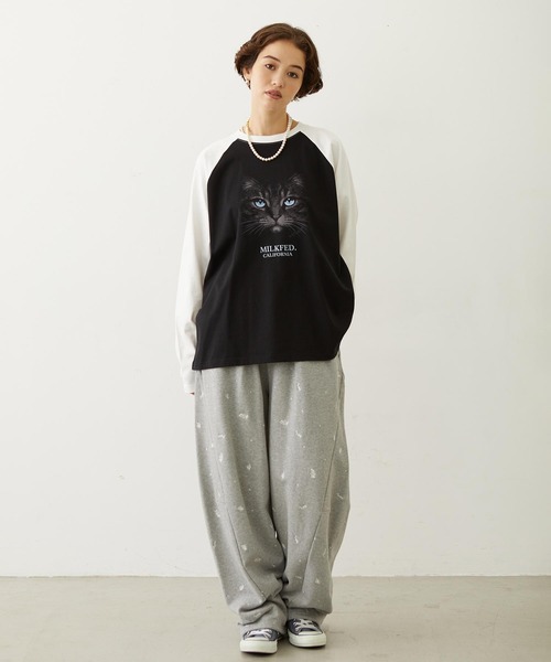 MILKFED.（ミルクフェド）の「EMBROIDERED ROSE SWEAT WIDE PANTS（スウェットパンツ・レディース・オートミール/ネイビー/アッシュ・ONE SIZE）」の21枚目の写真