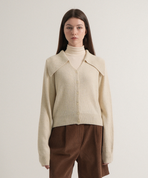 VLETI(ブレッティ)の「Wool Calla V-neck Knit Cardigan (Cream)(カーディガン/ボレロ・レディース・グレー・FREE)」の2枚目の写真