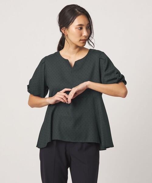 A DAY IN THE LIFE UNITED ARROWS(アデイインザライフユナイテッドアローズ)の「ツイル ペプラム ツイストスリーブブラウス 2 <A DAY IN THE LIFE>(シャツ/ブラウス・レディース・その他1/ライトブルー/ネイビー・FREE)」の3枚目の写真
