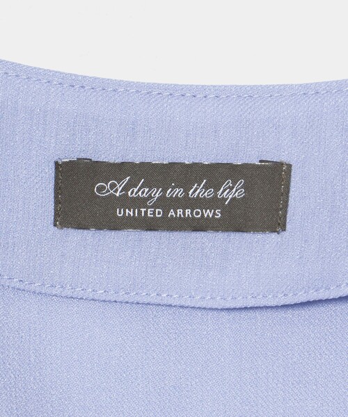 A DAY IN THE LIFE UNITED ARROWS(アデイインザライフユナイテッドアローズ)の「ツイル ペプラム ツイストスリーブブラウス 2 <A DAY IN THE LIFE>(シャツ/ブラウス・レディース・その他1/ライトブルー/ネイビー・FREE)」の19枚目の写真