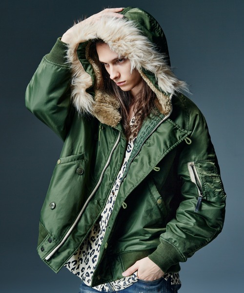 glamb(グラム)の「Luxe Flight Jacket / リュクスフライトジャケット(ミリタリージャケット・メンズ・ワイン/ブラック/カーキ・S/M/L)」の10枚目の写真