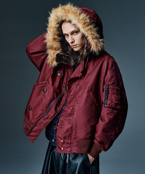 glamb(グラム)の「Luxe Flight Jacket / リュクスフライトジャケット(ミリタリージャケット・メンズ・ワイン/ブラック/カーキ・S/M/L)」の16枚目の写真