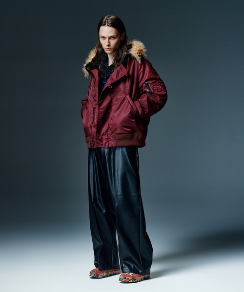 glamb(グラム)の「Luxe Flight Jacket / リュクスフライトジャケット(ミリタリージャケット・メンズ・ワイン/ブラック/カーキ・S/M/L)」の21枚目の写真