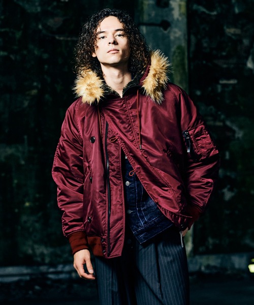 glamb(グラム)の「Luxe Flight Jacket / リュクスフライトジャケット(ミリタリージャケット・メンズ・ワイン/ブラック/カーキ・S/M/L)」の4枚目の写真