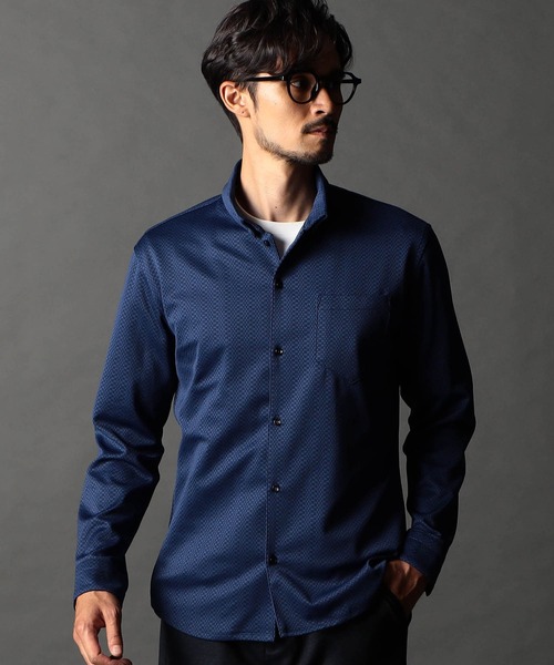 NICOLE CLUB FOR MEN(ニコルクラブフォーメン)の「ジオメトリックスタンドボタンダウンシャツ(シャツ/ブラウス・メンズ・ブラック系/ボルドー/ホワイト系/ネイビー系・MEDIUM/LARGE/X-LARGE)」の1枚目の写真