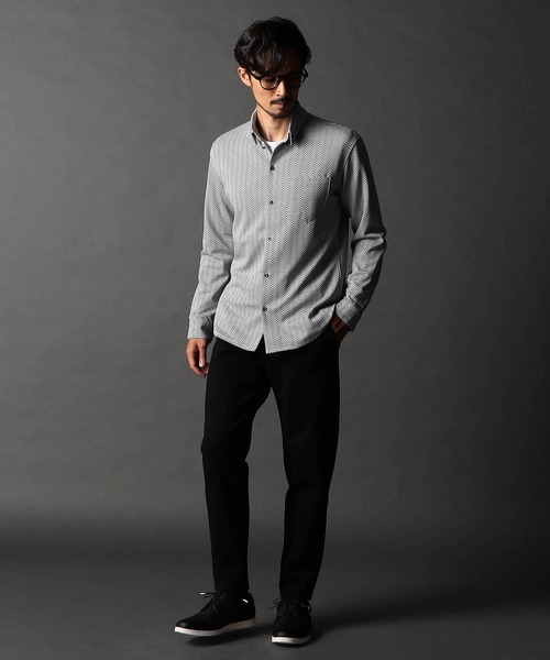 NICOLE CLUB FOR MEN(ニコルクラブフォーメン)の「ジオメトリックスタンドボタンダウンシャツ(シャツ/ブラウス・メンズ・ブラック系/ボルドー/ホワイト系/ネイビー系・MEDIUM/LARGE/X-LARGE)」の15枚目の写真