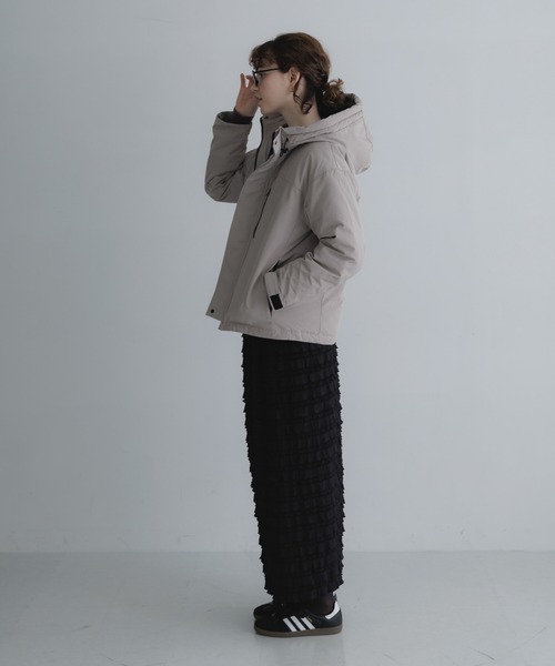 URBAN RESEARCH Sonny Label(アーバンリサーチサニーレーベル)の「フーディーダウンジャケット(ダウンジャケット/コート・レディース・オリーブ/グレー系その他/アイボリー/ブラック・FREE)」の7枚目の写真