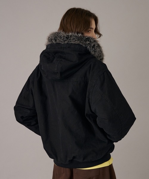 ONCILY(オンシェリー)の「HEART LOGO DUCK FAUX-FUR BLOUSON / ハートロゴダックフェイクファーブルゾン(ブルゾン・メンズ・ブラック/ブラウン/ベージュ/カーキ・SMALL/MEDIUM/LARGE)」の16枚目の写真