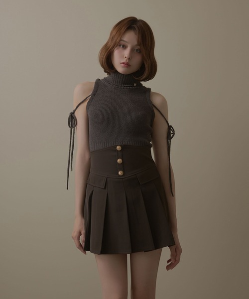 M DOLLY(エムドリー)の「Solene gold button pleats skirt / ソレーヌゴールドボタンプリーツスカート(スカート・レディース・グレー/ブラウン・M/S)」の11枚目の写真