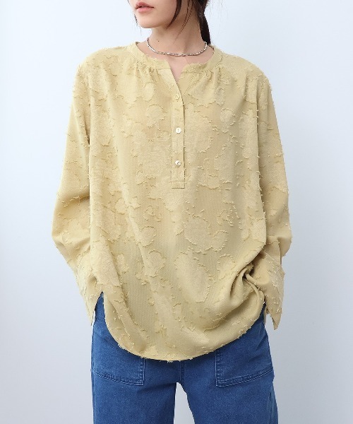 leswel(レスウェル)の「【M~5L】カットジャガードブラウス(シャツ/ブラウス・レディース・ブラウン/ブラック/イエロー・M/5L/4L/3L/LL/L)」の1枚目の写真