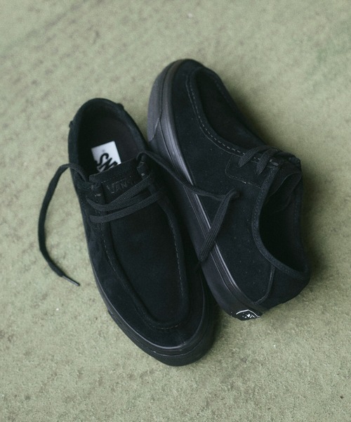 VANS(バンズ)の「PREMIUM SF MOC LOW VN000Z3XBKA(スニーカー・メンズ・ブラック・6h/6/5h/5/12/11/10h/10/9h/9/8h/8/7h/7)」の1枚目の写真