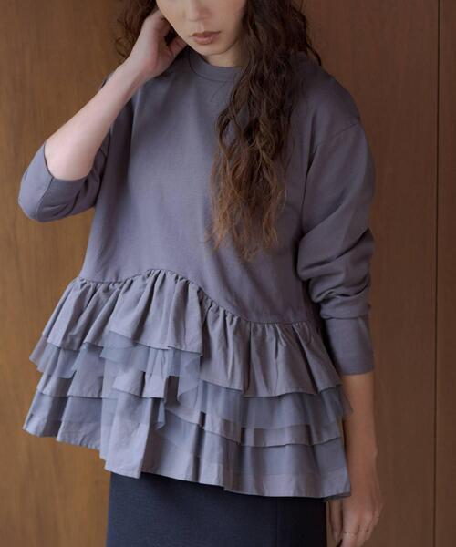 URBAN RESEARCH Sonny Label(アーバンリサーチサニーレーベル)の「『WEB限定』ペプラムチュールフリルカットソー(Tシャツ/カットソー・レディース・オフホワイト/チャコールグレー/ブラック・FREE)」の3枚目の写真