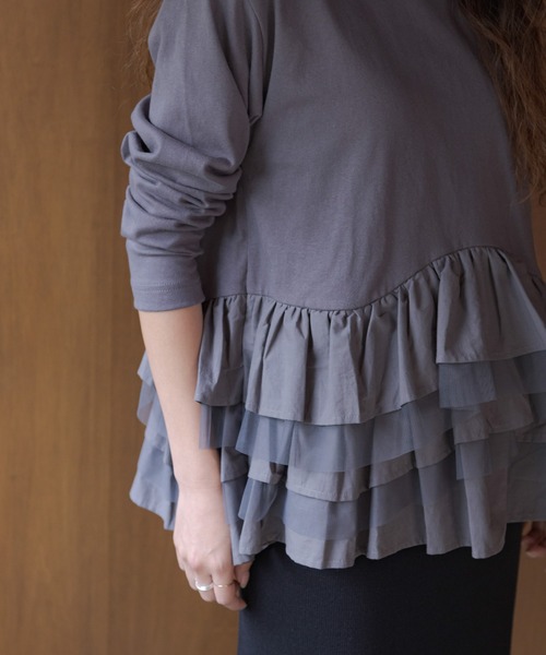 URBAN RESEARCH Sonny Label(アーバンリサーチサニーレーベル)の「『WEB限定』ペプラムチュールフリルカットソー(Tシャツ/カットソー・レディース・オフホワイト/チャコールグレー/ブラック・FREE)」の17枚目の写真