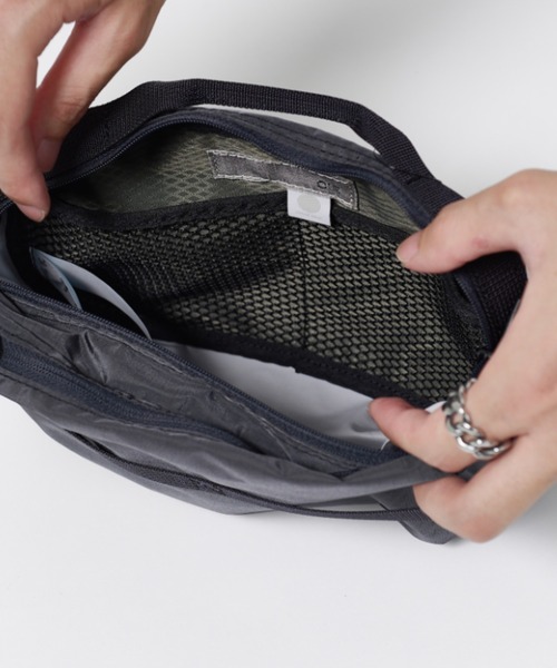 CIE（シー）の「【CIE】GRID0 MINI SHOULDER BAG（ショルダーバッグ・メンズ・ブラック・FREE）」の9枚目の写真