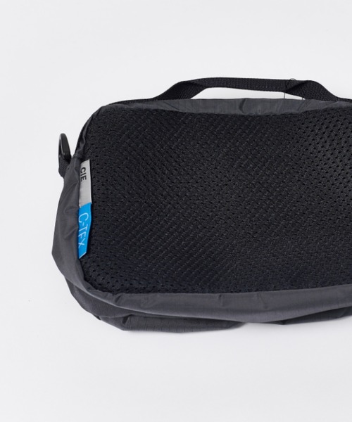 CIE（シー）の「【CIE】GRID0 MINI SHOULDER BAG（ショルダーバッグ・メンズ・ブラック・FREE）」の13枚目の写真