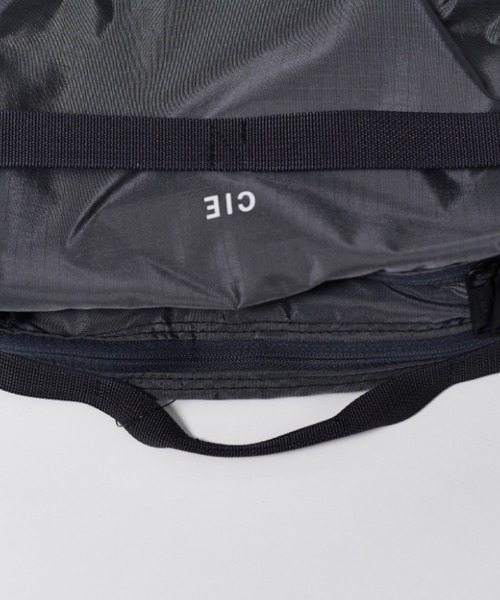 CIE（シー）の「【CIE】GRID0 MINI SHOULDER BAG（ショルダーバッグ・メンズ・ブラック・FREE）」の14枚目の写真