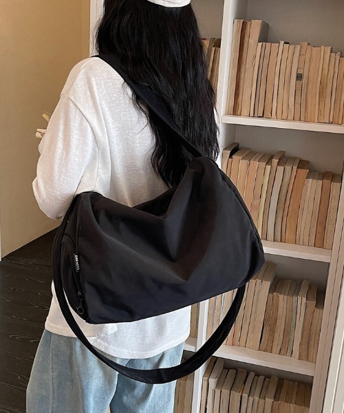 Alum'(アルム)の「【キャリーオン対応】サイドポケットトラベルボストンバッグ / 2way 大容量(ボストンバッグ・レディース・ブラック/グレー/ホワイト/ブルー/パープル・FREE)」の18枚目の写真