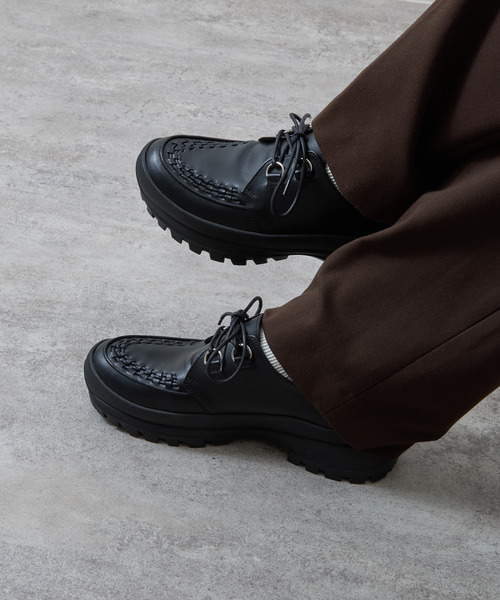 PADRONE(パドローネ)の「PADRONE パドローネ / INTERLACE SHOES with 884C Vibram 884Cビブラムソールレザーモカシンシューズ / PU8840-2012(ブーツ・メンズ・ブラック・40/41/42/43)」の3枚目の写真