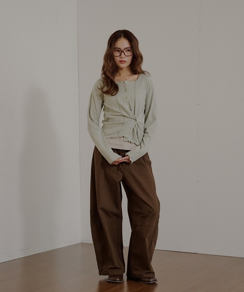 MUHET(ミュエータ)の「outseam side button cardigan / サイドボタンカーディガン(カーディガン/ボレロ・レディース・ネイビー/ミント/グレー・FREE)」の7枚目の写真