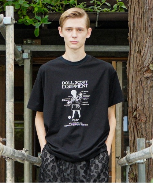 mintdesigns(ミントデザインズ)の「Doll Scout Equipment T-Shirt(Tシャツ/カットソー・レディース・ホワイト/ブラック・2/5)」の2枚目の写真