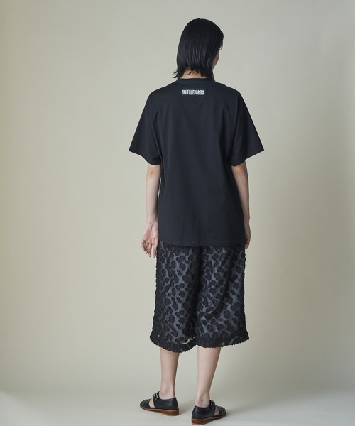 mintdesigns(ミントデザインズ)の「Doll Scout Equipment T-Shirt(Tシャツ/カットソー・レディース・ホワイト/ブラック・2/5)」の6枚目の写真