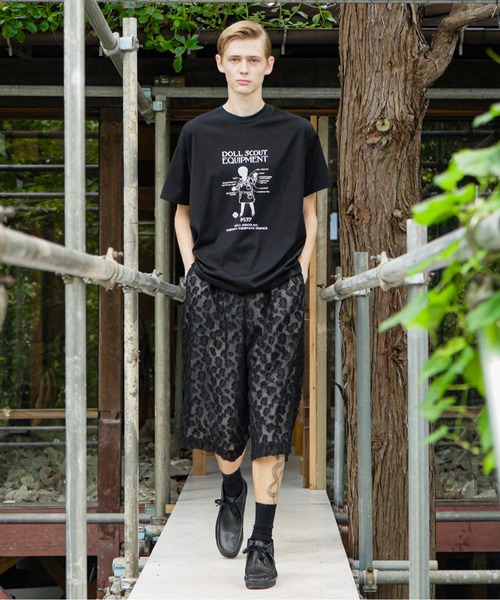 mintdesigns(ミントデザインズ)の「Doll Scout Equipment T-Shirt(Tシャツ/カットソー・レディース・ホワイト/ブラック・2/5)」の3枚目の写真
