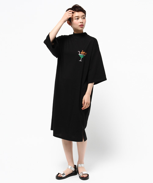 PUNYUS（プニュズ）の「FUGUハイネックTワンピ（ワンピース・レディース・ライトピンク/ブラック/ホワイト/ブルー・3/4）」の14枚目の写真