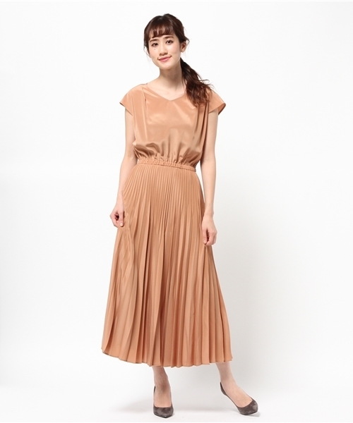 Jines ジネス の フロールストレッチデシン プリーツロング ドレス ドレス Wear