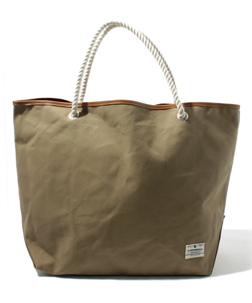 R.NEWBOLD（アールニューボールド）の「COTTON TOTE BAG/805481（トートバッグ・メンズ・ブラック/ベージュ・FREE）」の2枚目の写真