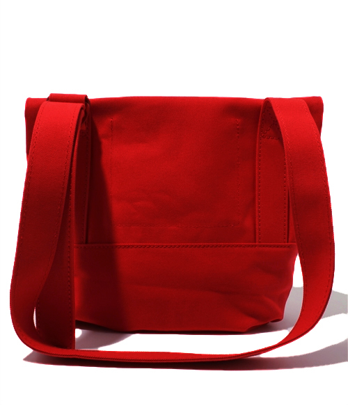 BEAMS BOY(ビームスボーイ)の「Relate / ショルダーS(ショルダーバッグ・レディース・ブラック/レッド・ONE SIZE)」の4枚目の写真