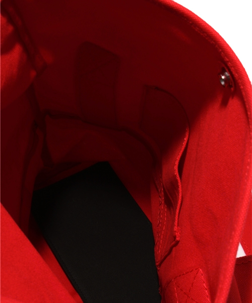 BEAMS BOY(ビームスボーイ)の「Relate / ショルダーS(ショルダーバッグ・レディース・ブラック/レッド・ONE SIZE)」の7枚目の写真