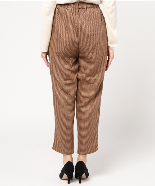 Samansa Mos2 blue(サマンサモスモスブルー)の「柄アソートテーパードパンツ(その他パンツ・レディース・ブラック/ブラウン/ベージュ/グレー・LARGE/MEDIUM)」の8枚目の写真