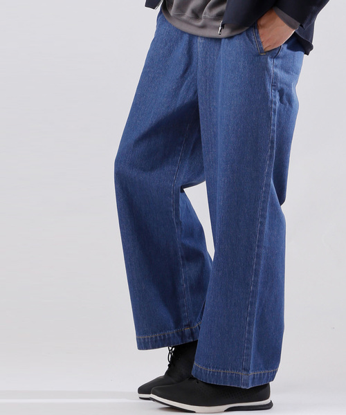 MONO-MART（モノマート）の「タックワイドデニムパンツ テーパードワイドシルエットデニム（その他パンツ・メンズ・サックスブルー/インディゴブルー/ブルー/ライトインディゴブルー・M/L）」の4枚目の写真