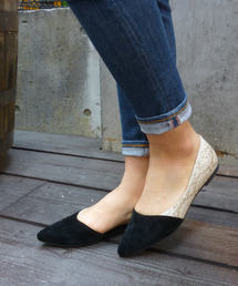 Una gardenia | 配色サイドオープンフラットパンプス(パンプス)