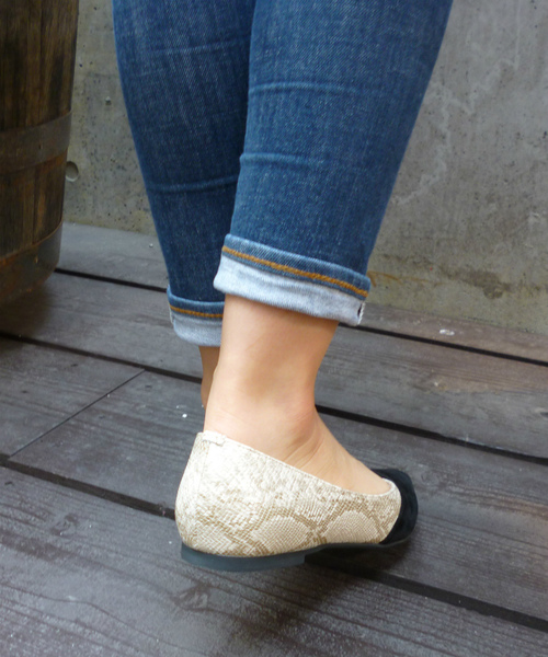 Una gardenia（ウナガルデニア）の「配色サイドオープンフラットパンプス（パンプス・レディース・ブラック/グレー/オレンジ/グリーン・S/M/L）」の17枚目の写真