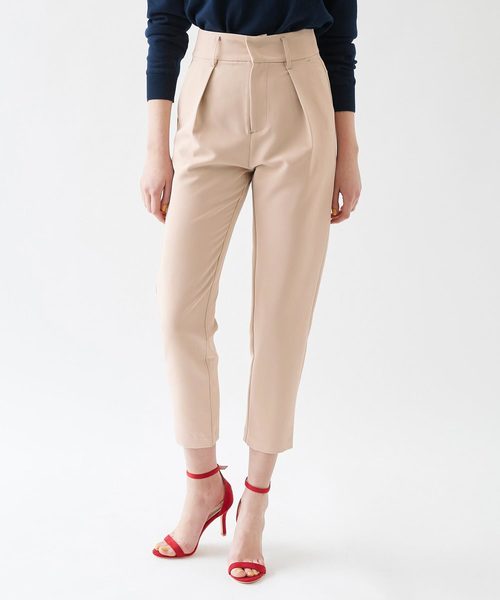 titivate（ティティベイト）の「ハイウエストタックテーパードパンツ（その他パンツ・レディース・ライトベージュ/グリーン/ライトピンク/ブラック/ネイビー/ライトグレー・M/L/S）」の4枚目の写真