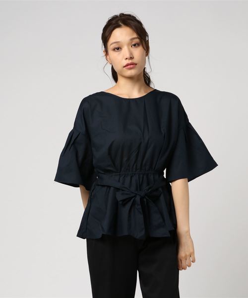 earth music&ecology(アースミュージックアンドエコロジー)の「・ウエストリボンペプラムブラウス ●(シャツ/ブラウス・レディース・ダークグリーン/ネイビー/オフホワイト/ストライプ・FREE)」の3枚目の写真