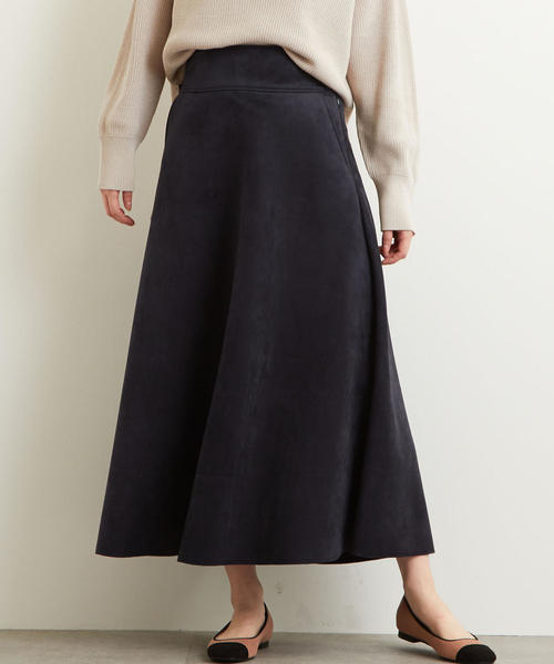 green label relaxing（グリーンレーベルリラクシング）の「KFC スエードライク スカート ◆（スカート・レディース・ベージュ/ネイビー/ブラウン・38/36）」の3枚目の写真