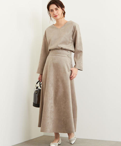 green label relaxing（グリーンレーベルリラクシング）の「KFC スエードライク スカート ◆（スカート・レディース・ベージュ/ネイビー/ブラウン・38/36）」の7枚目の写真