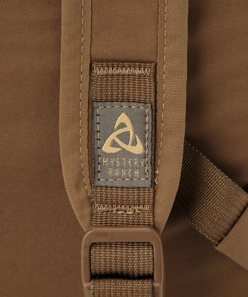 MYSTERY RANCH(ミステリーランチ)の「MYSTERY RANCH / ブーティーパック(バックパック/リュック・メンズ・ブラウン系その他/オリーブ/グリーン系その他/ブラック・ONE SIZE)」の6枚目の写真