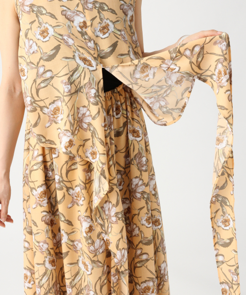 A part by（アパートバイ）の「Pハナガラグルグルワンピース