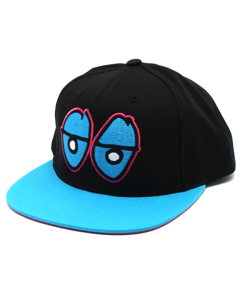 BEAMS(ビームス)の「KROOKED / EYES SNAP BACK(キャップ・メンズ・ブラック/パープル・ONE SIZE)」の1枚目の写真
