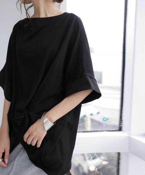 antiqua（アンティカ）の「2way変形トップス（Tシャツ/カットソー・レディース・ブラック/オフホワイト・FREE）」の6枚目の写真